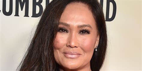 tia carrere sexy|Waynes World Star Tia Carrere Celebrates Her 56th。